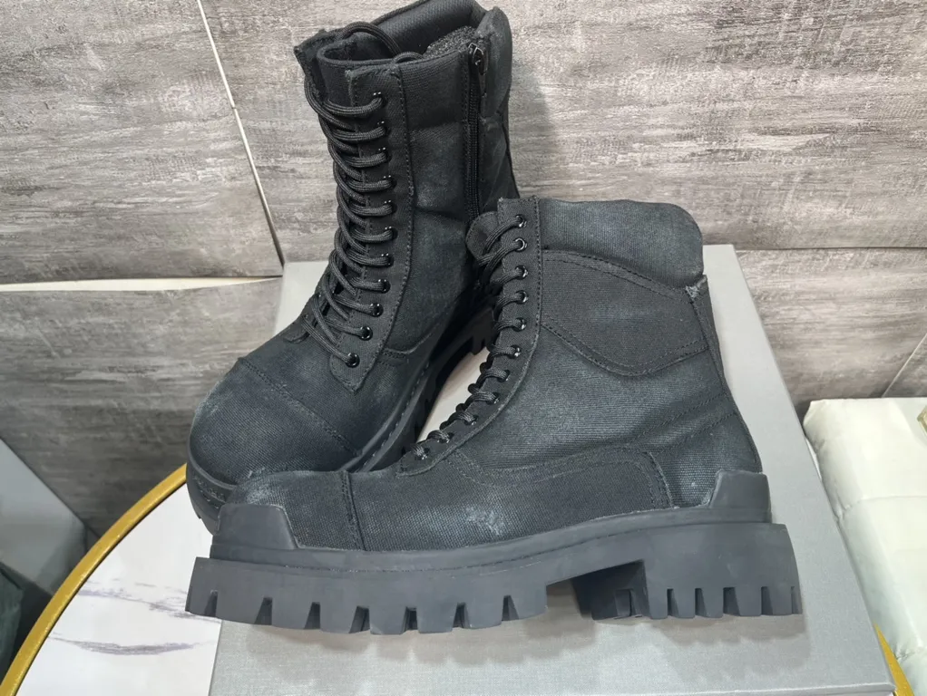 Balenciaga Shoe 